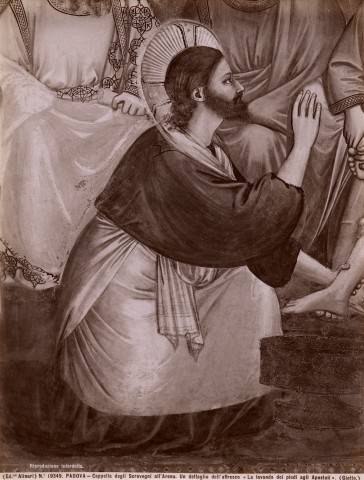 Alinari, Fratelli — Padova - Cappella degli Scrovegni all'Arena. Un dettaglio dell'affresco «La lavanda dei piedi agli Apostoli». (Giotto) — particolare